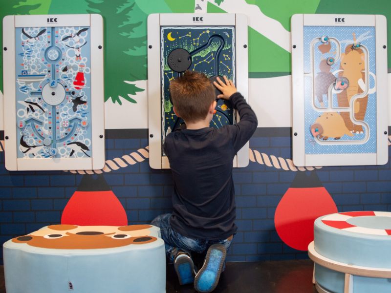 Play corner